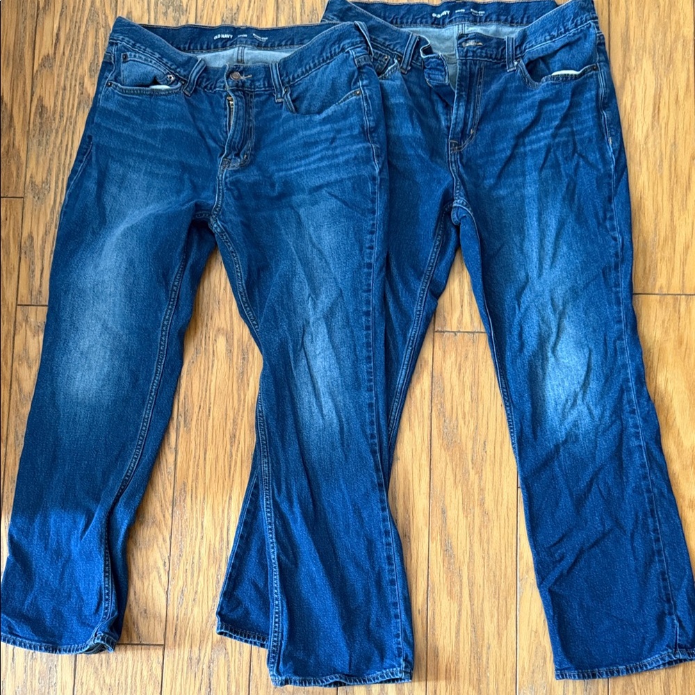 Old Navy Women's Straight Leg Jeans in Deep Blue